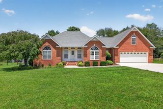 198 Imperial Dr, Sparta, TN 38583