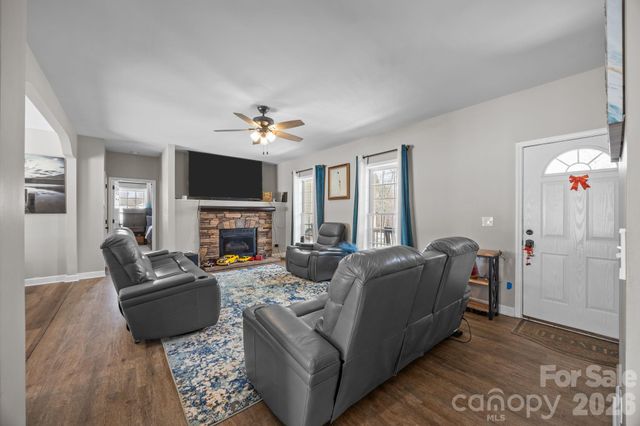 4275 Bethany Church Road, Claremont, NC 28610