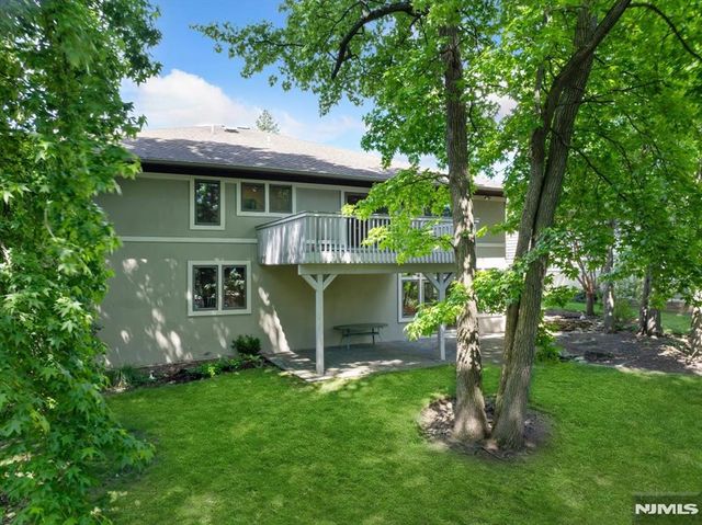 130 Van Nostrand Avenue, Englewood Cliffs, NJ 07632