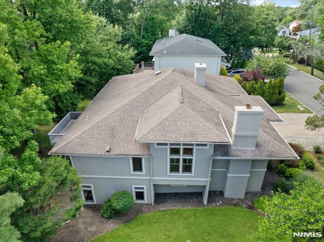 130 Van Nostrand Avenue, Englewood Cliffs, NJ 07632