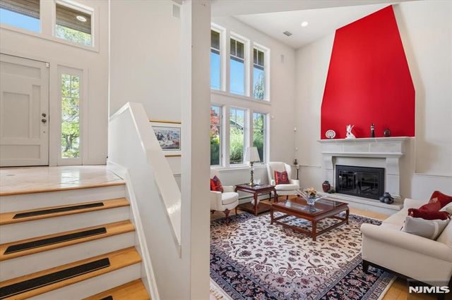 130 Van Nostrand Avenue, Englewood Cliffs, NJ 07632