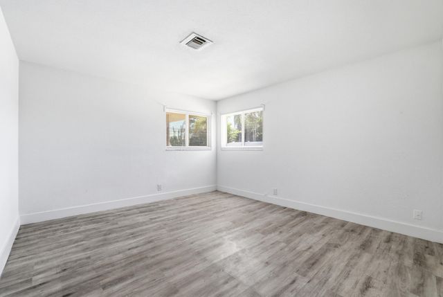 1880 SE 3rd Street 1880, Pompano Beach, FL 33060