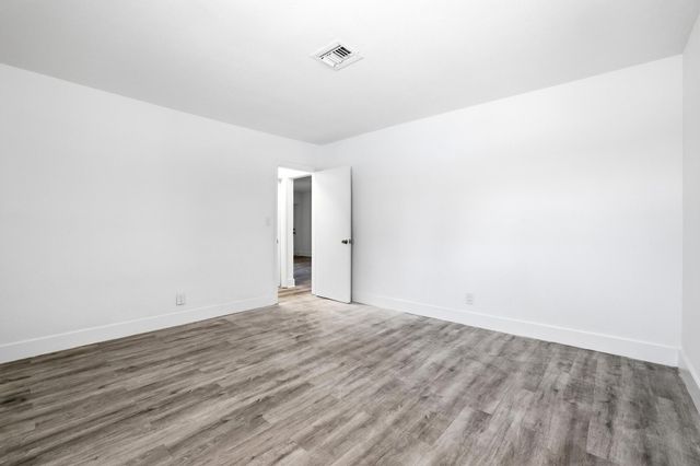 1880 SE 3rd Street 1880, Pompano Beach, FL 33060