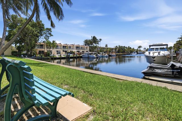 1880 SE 3rd Street 1880, Pompano Beach, FL 33060
