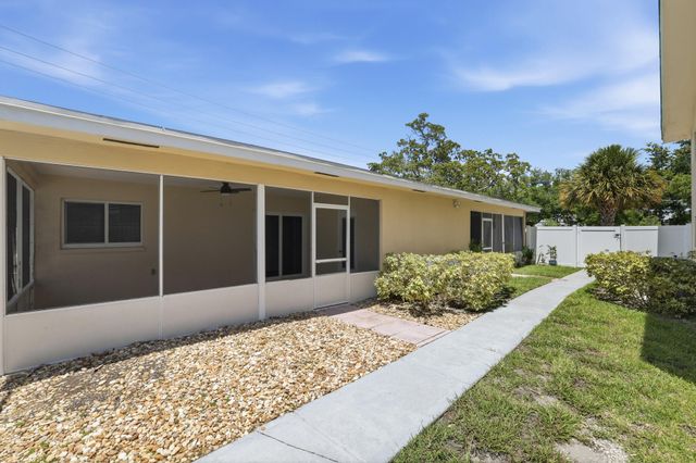 1880 SE 3rd Street 1880, Pompano Beach, FL 33060
