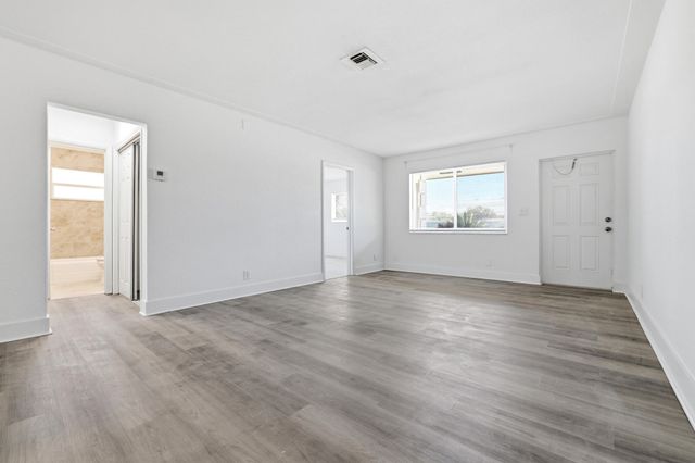1880 SE 3rd Street 1880, Pompano Beach, FL 33060