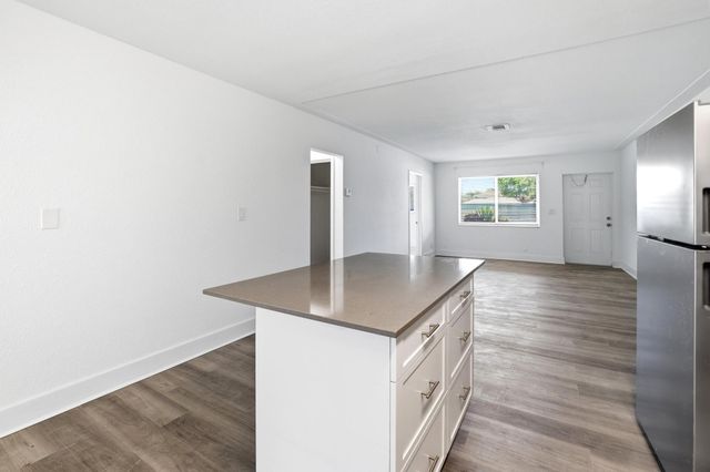 1880 SE 3rd Street 1880, Pompano Beach, FL 33060