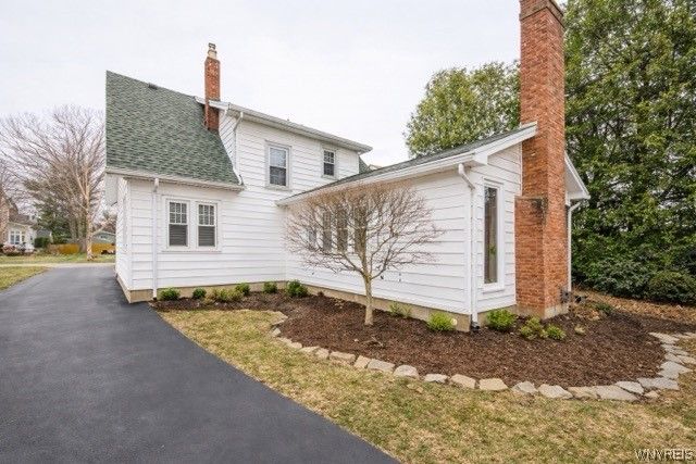 41 Cleverdale Road, Greece, NY 14616