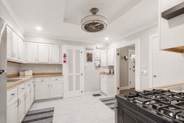 41 Cleverdale Road, Greece, NY 14616