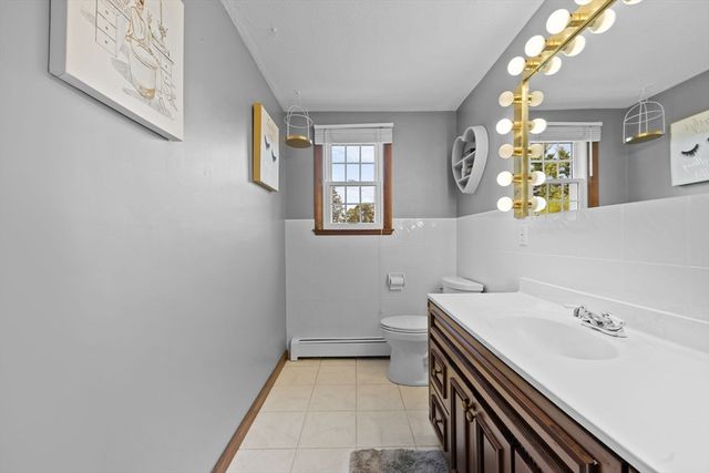 14 Huron Ave, Danvers, MA 01923