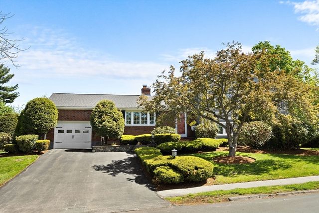 14 Huron Ave, Danvers, MA 01923