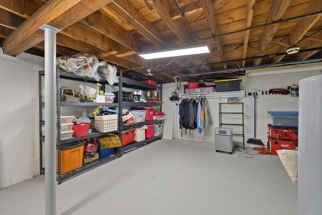 14 Huron Ave, Danvers, MA 01923