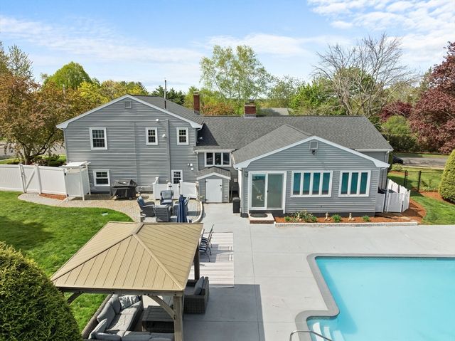 14 Huron Ave, Danvers, MA 01923