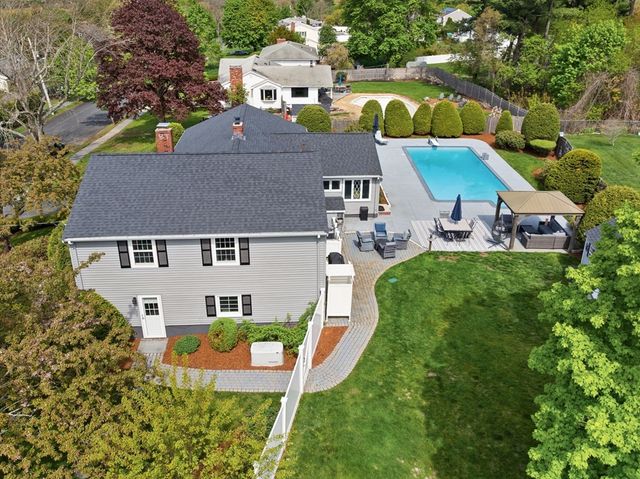 14 Huron Ave, Danvers, MA 01923