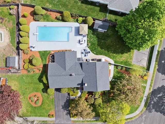 14 Huron Ave, Danvers, MA 01923