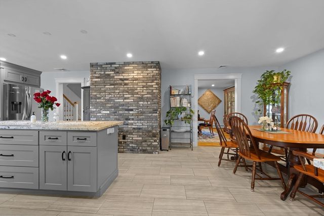 14 Huron Ave, Danvers, MA 01923