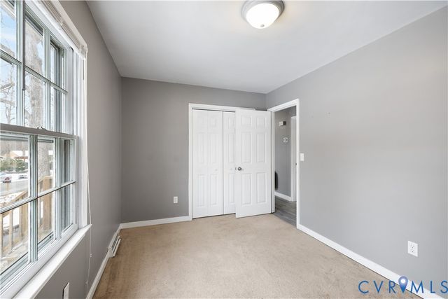 8404 Debbs Ln, North Chesterfield, VA 23235