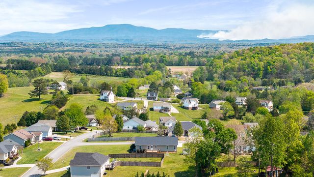 205 Crystal Terrace SE, Cleveland, TN 37323