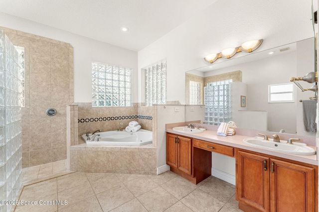 122 Windward Way, Indian Harbour Beach, FL 32937