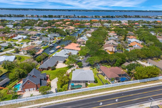 122 Windward Way, Indian Harbour Beach, FL 32937