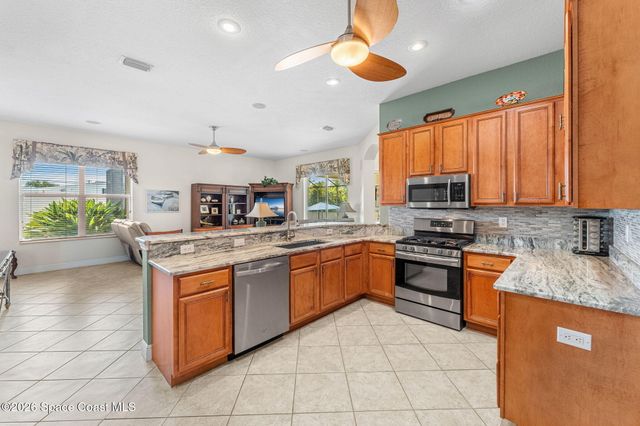 122 Windward Way, Indian Harbour Beach, FL 32937
