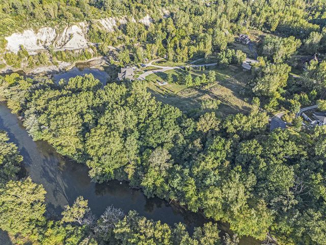 5326 River Ridge Lane, Ann Arbor, MI 48103