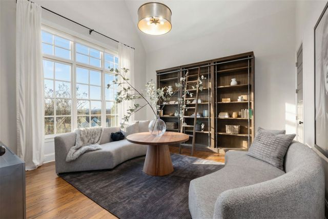 7373 Harlow Dr, College Grove, TN 37046