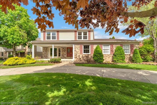 24944 Arden Park Drive, Farmington Hills, MI 48336