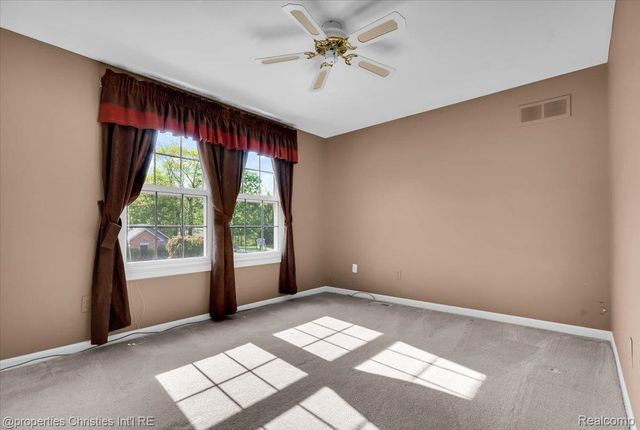 24944 Arden Park Drive, Farmington Hills, MI 48336