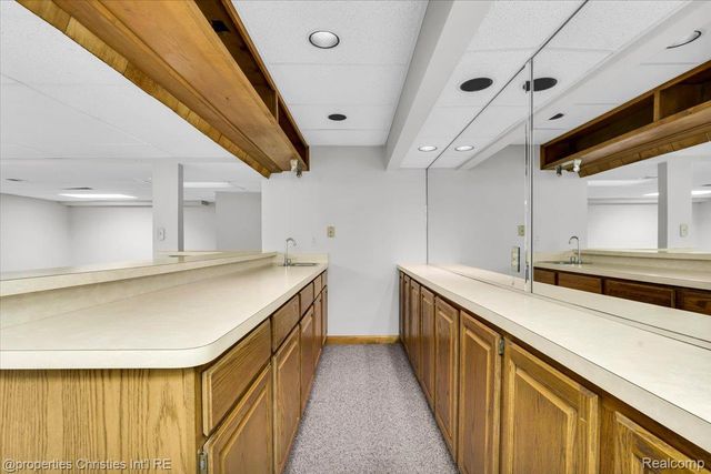24944 Arden Park Drive, Farmington Hills, MI 48336