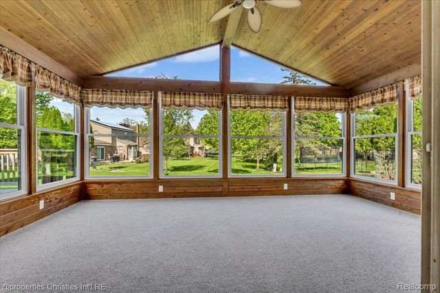 24944 Arden Park Drive, Farmington Hills, MI 48336