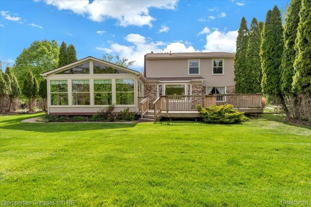24944 Arden Park Drive, Farmington Hills, MI 48336