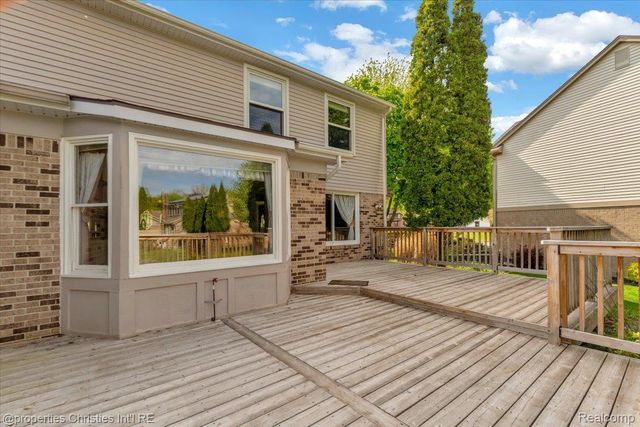 24944 Arden Park Drive, Farmington Hills, MI 48336
