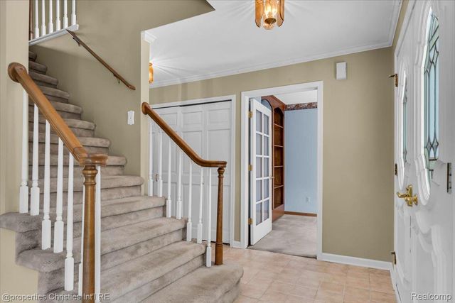 24944 Arden Park Drive, Farmington Hills, MI 48336