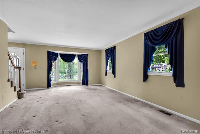 24944 Arden Park Drive, Farmington Hills, MI 48336