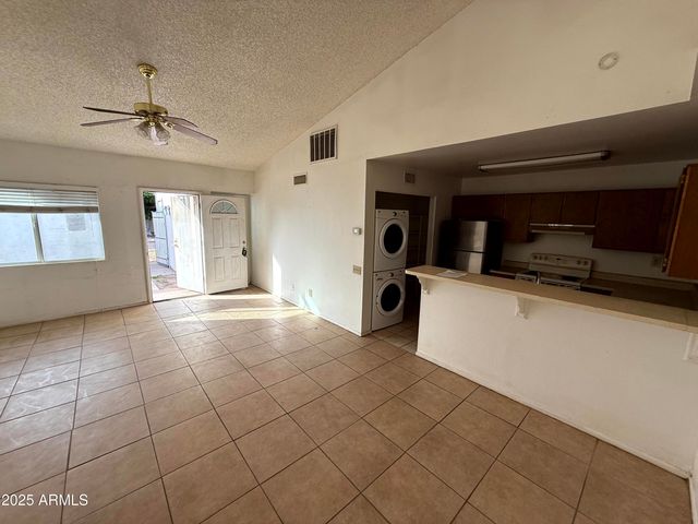 7013 S 41ST Way, Phoenix, AZ 85042