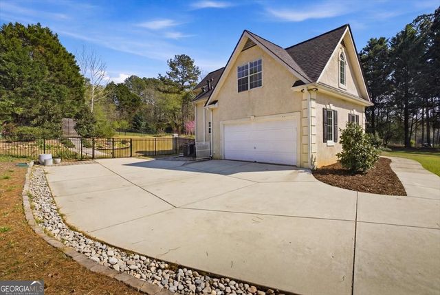 51 French Village Boulevard, Sharpsburg, GA 30277