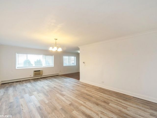 700 W Dempster Street G1, Mount Prospect, IL 60056