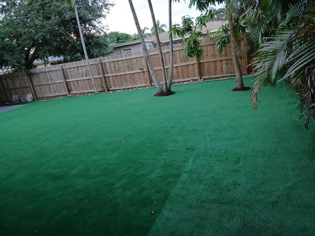 2111 N 57th Terrace, Hollywood, FL 33021