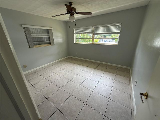 2111 N 57th Terrace, Hollywood, FL 33021