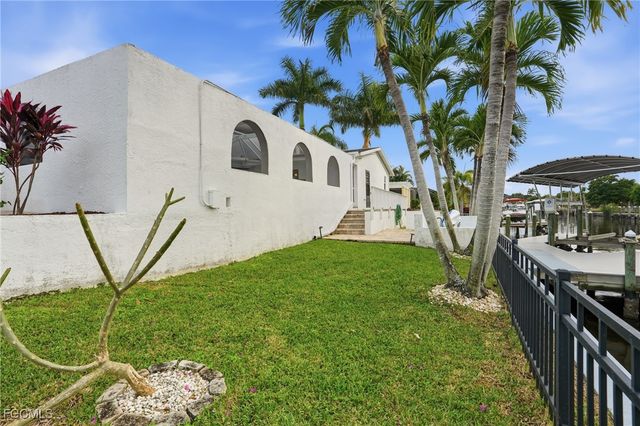 3614 SE 17th AVE, Cape Coral, FL 33904