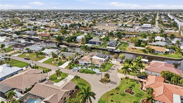 3614 SE 17th AVE, Cape Coral, FL 33904