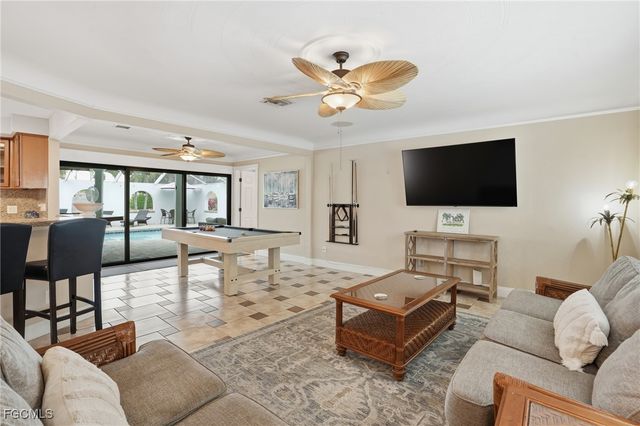 3614 SE 17th AVE, Cape Coral, FL 33904