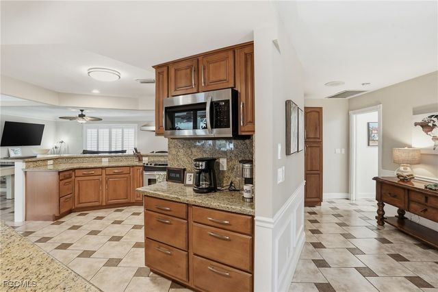 3614 SE 17th AVE, Cape Coral, FL 33904