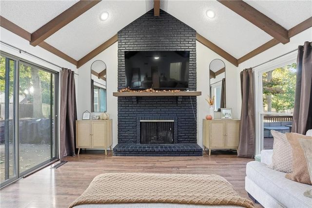 7514 Caenen Lake Road, Lenexa, KS 66216