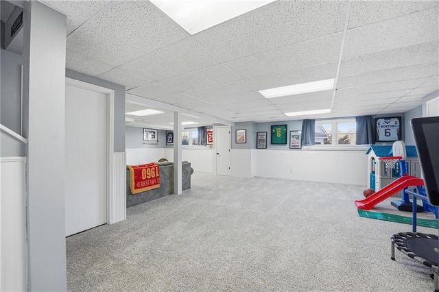 7514 Caenen Lake Road, Lenexa, KS 66216