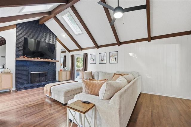 7514 Caenen Lake Road, Lenexa, KS 66216