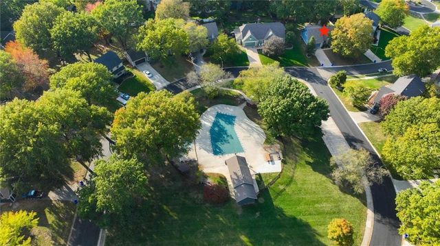 7514 Caenen Lake Road, Lenexa, KS 66216