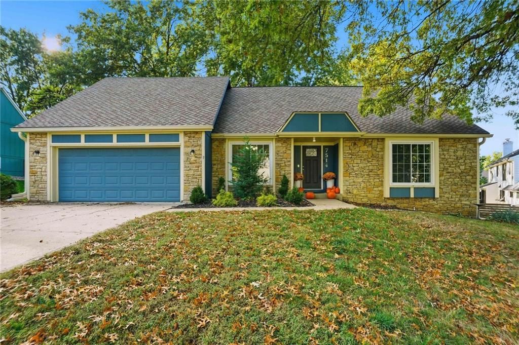 7514 Caenen Lake Road, Lenexa, KS 66216