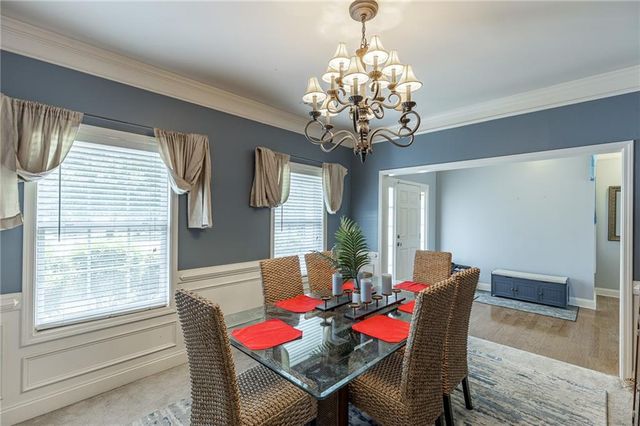 820 Sapphire Lane, Sugar Hill, GA 30518
